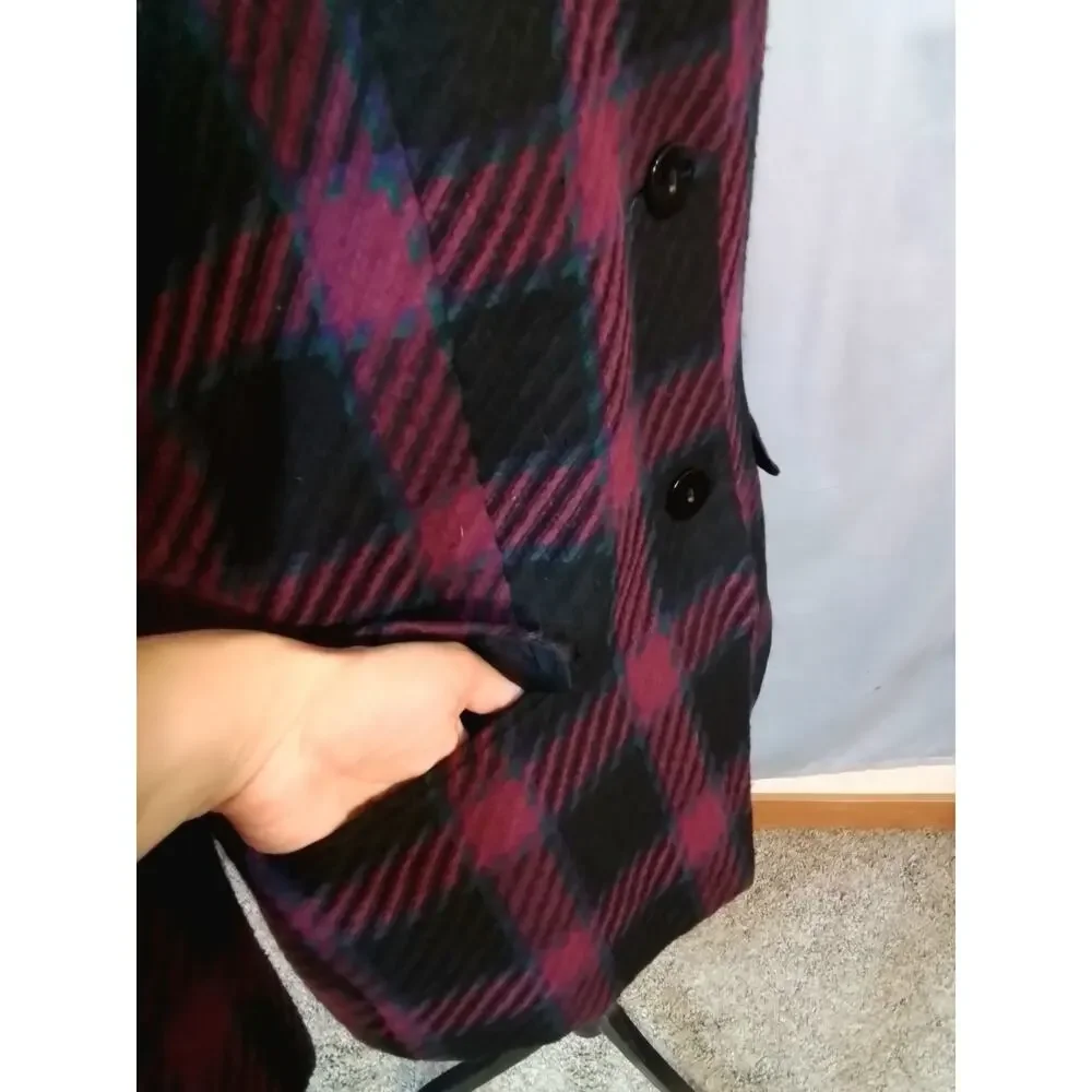 Karen Scott; Red and black plaid jacket